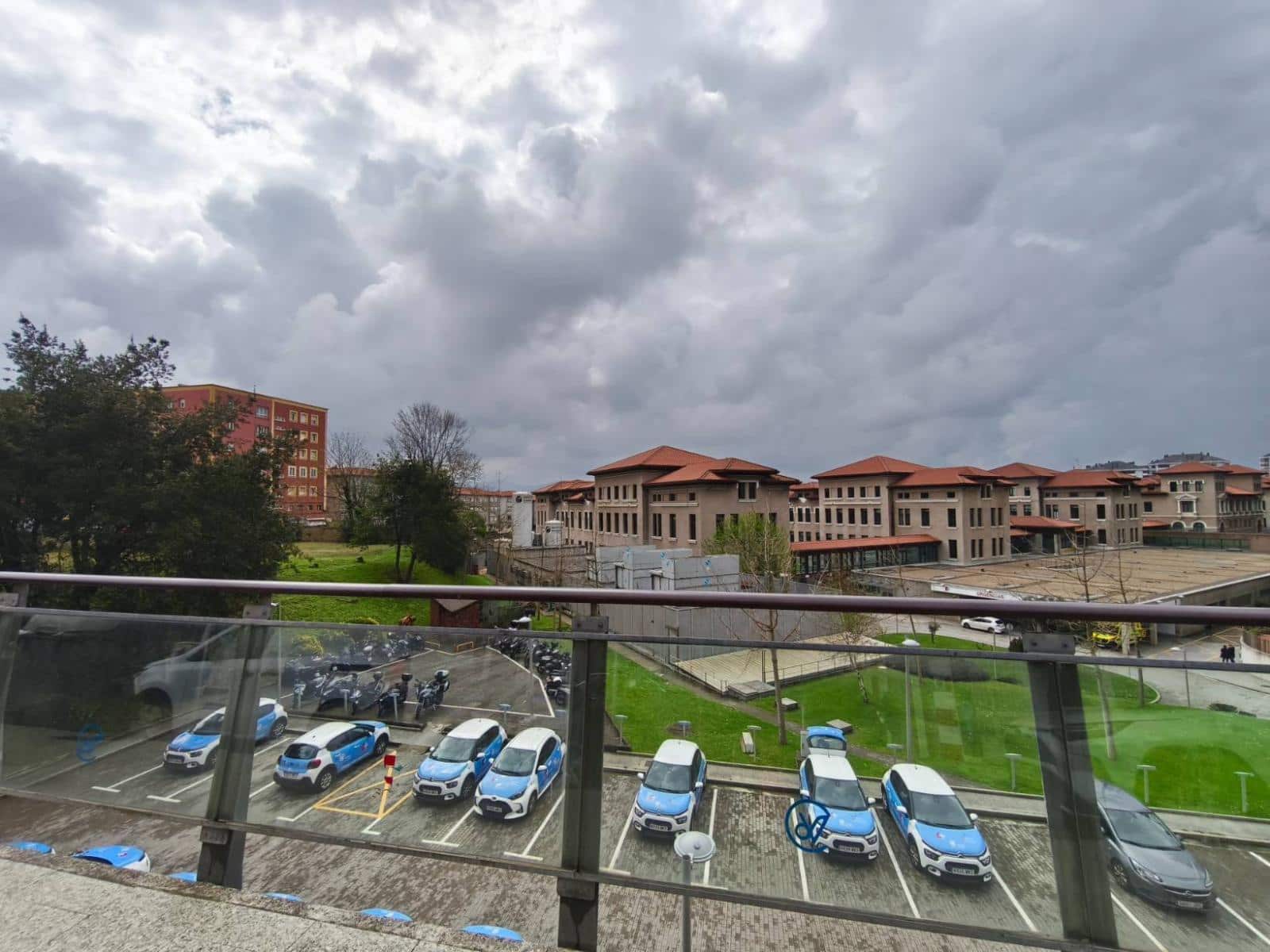 Komercyjne na sprzedaż w Santander - 230 000 € (Ref: 8900071)