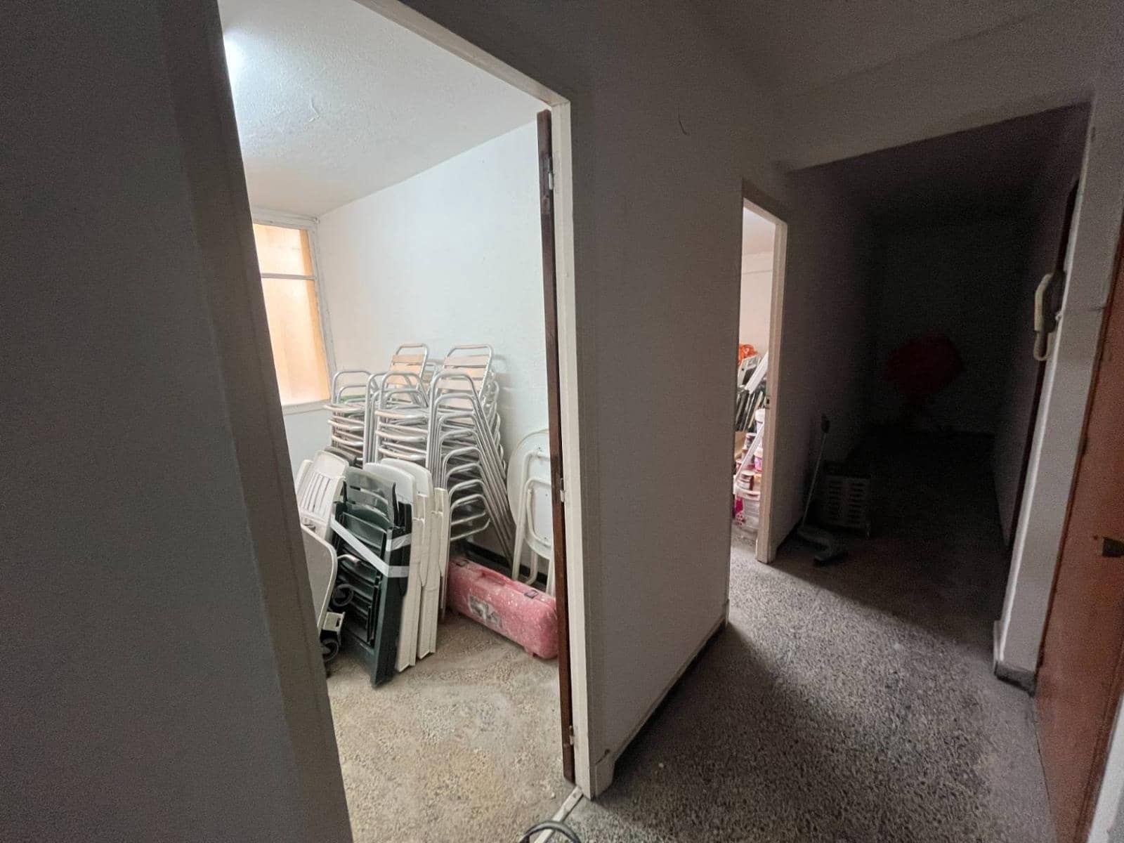 Erhverv til salg i Santander - € 140.000 (Ref: 8998428)