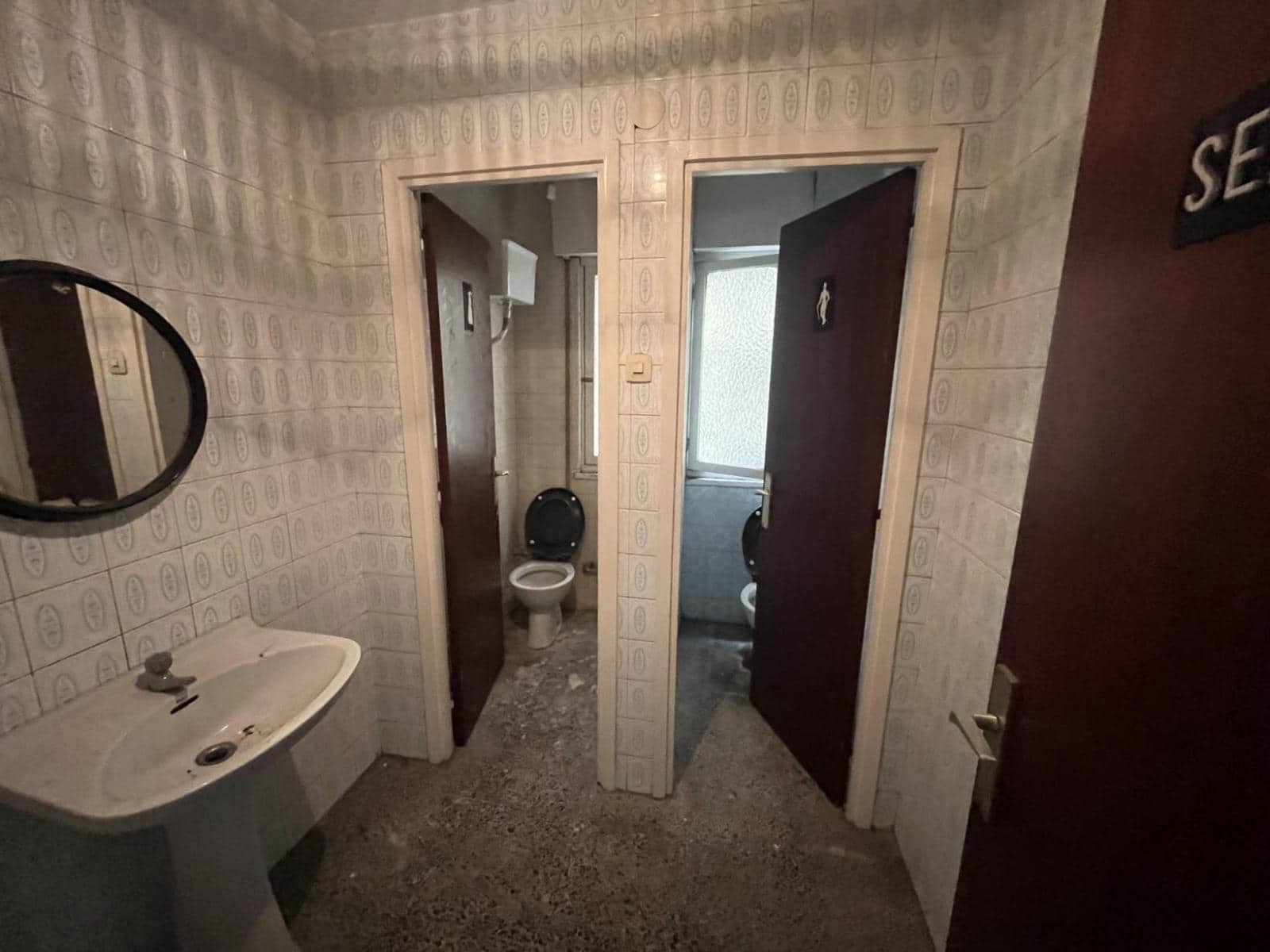 Erhverv til salg i Santander - € 140.000 (Ref: 8998428)