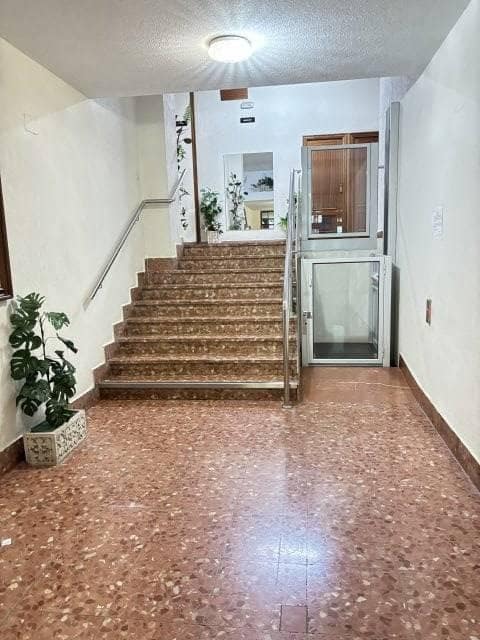 3 soveværelse Lejlighed til salg i Torrelavega - € 170.000 (Ref: 9031450)