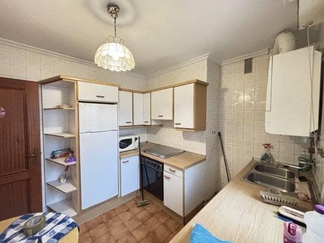 3 soveværelse Lejlighed til salg i Torrelavega - € 170.000 (Ref: 9031450)