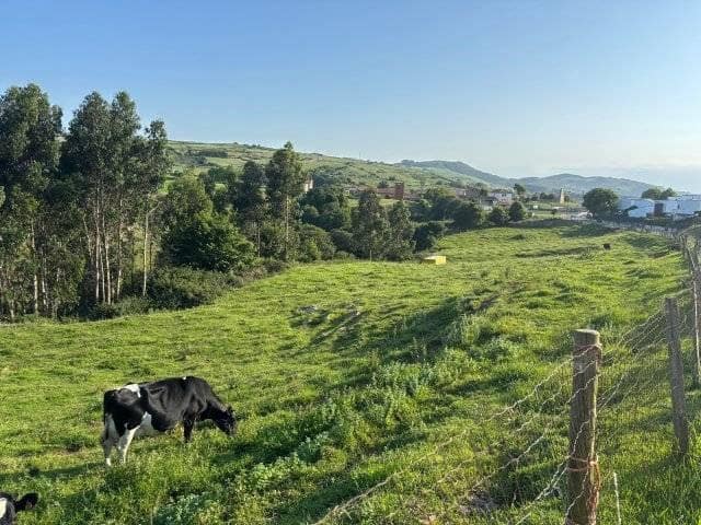 Bouwgrond te koop in Tagle, Suances - € 149.000 (Ref: 9065152)