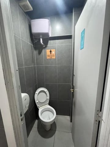 Local Commercial à louer à Torrelavega - 500 € (Ref: 9081484)