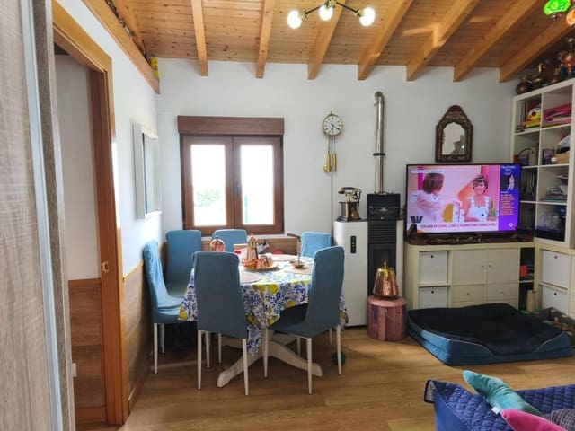 2 bedroom Finca/Country House for sale in Igollo, Camargo - € 250,000 (Ref: 9089754)