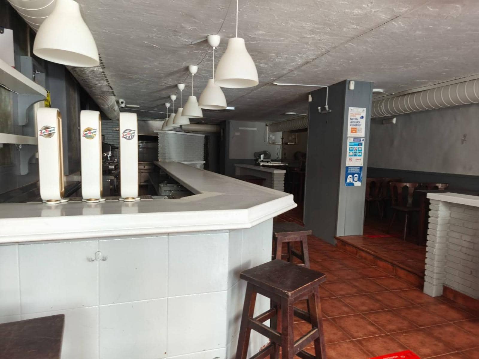 Commercial for sale in Santander - € 109,000 (Ref: 9100711)