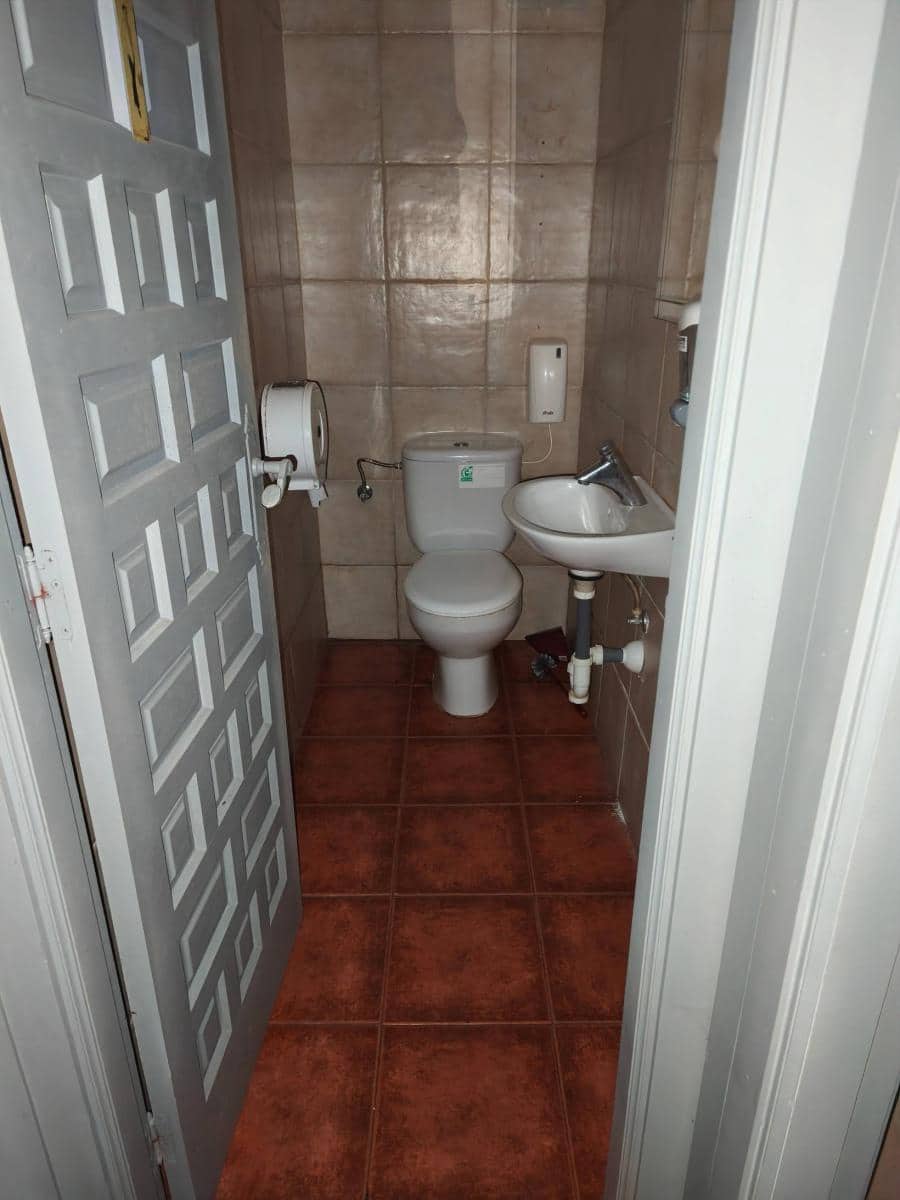 Commercial for sale in Santander - € 109,000 (Ref: 9100711)