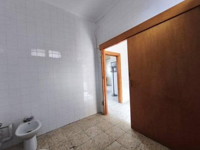 Erhverv til salg i Santander - € 65.000 (Ref: 9114097)