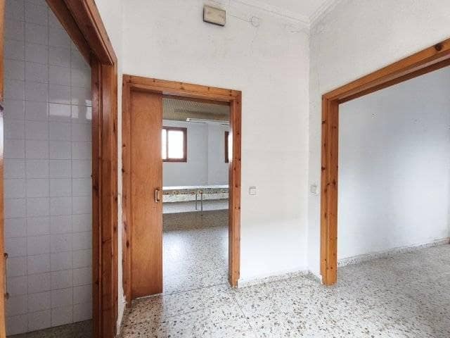 Erhverv til salg i Santander - € 65.000 (Ref: 9114097)