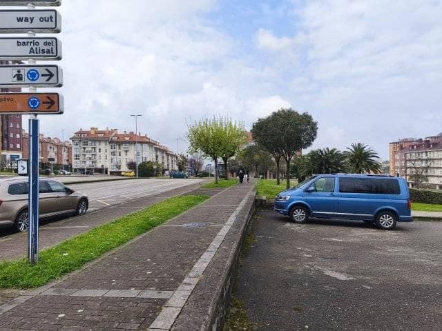 Erhverv til salg i Santander - € 65.000 (Ref: 9114097)