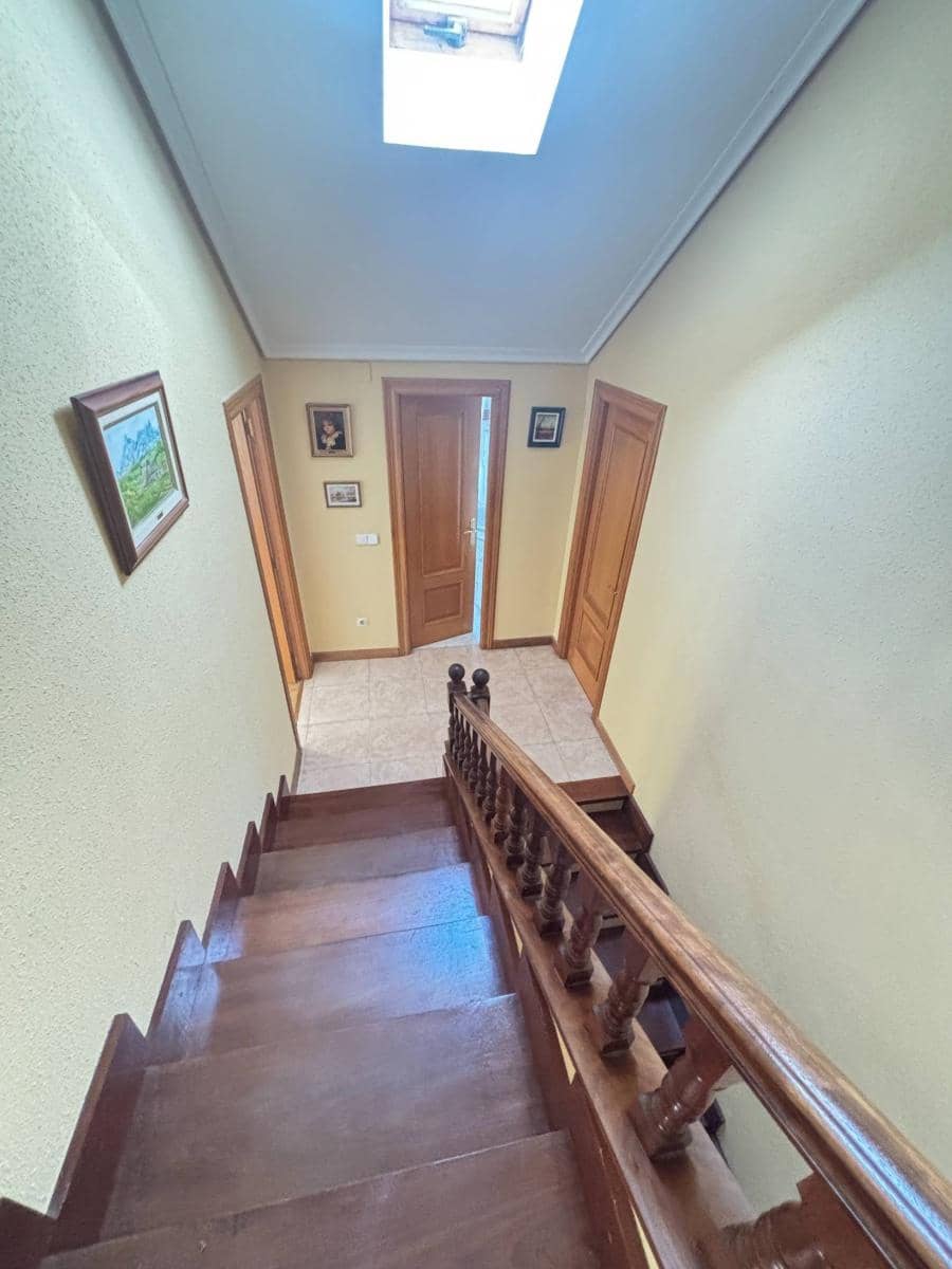 5 makuuhuone Paritalo myytävänä paikassa Parbayon - 390 000 € (Ref: 9114098)