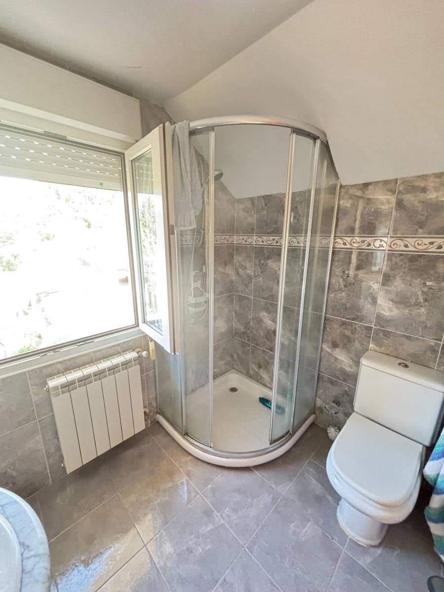 5 makuuhuone Paritalo myytävänä paikassa Parbayon - 390 000 € (Ref: 9114098)