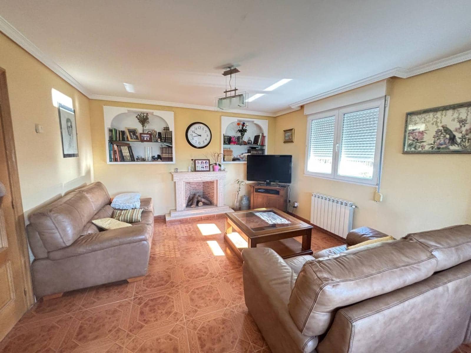 5 makuuhuone Paritalo myytävänä paikassa Parbayon - 390 000 € (Ref: 9114098)