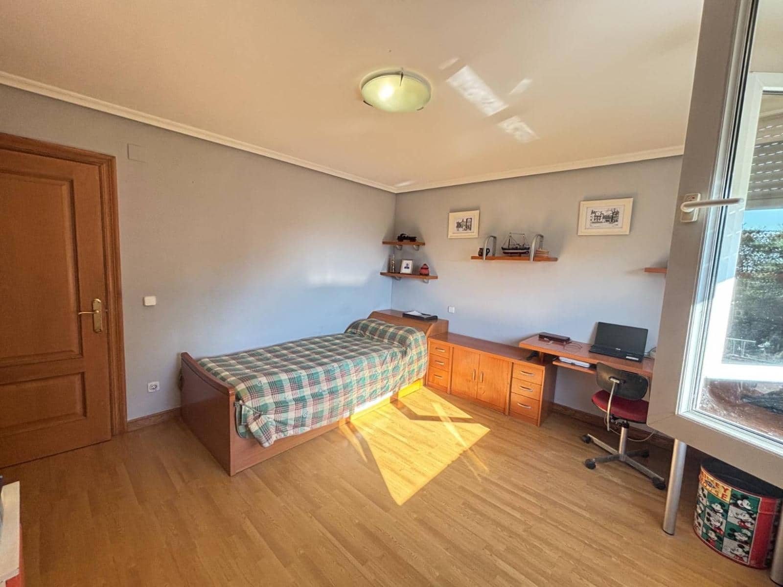 5 makuuhuone Paritalo myytävänä paikassa Parbayon - 390 000 € (Ref: 9114098)