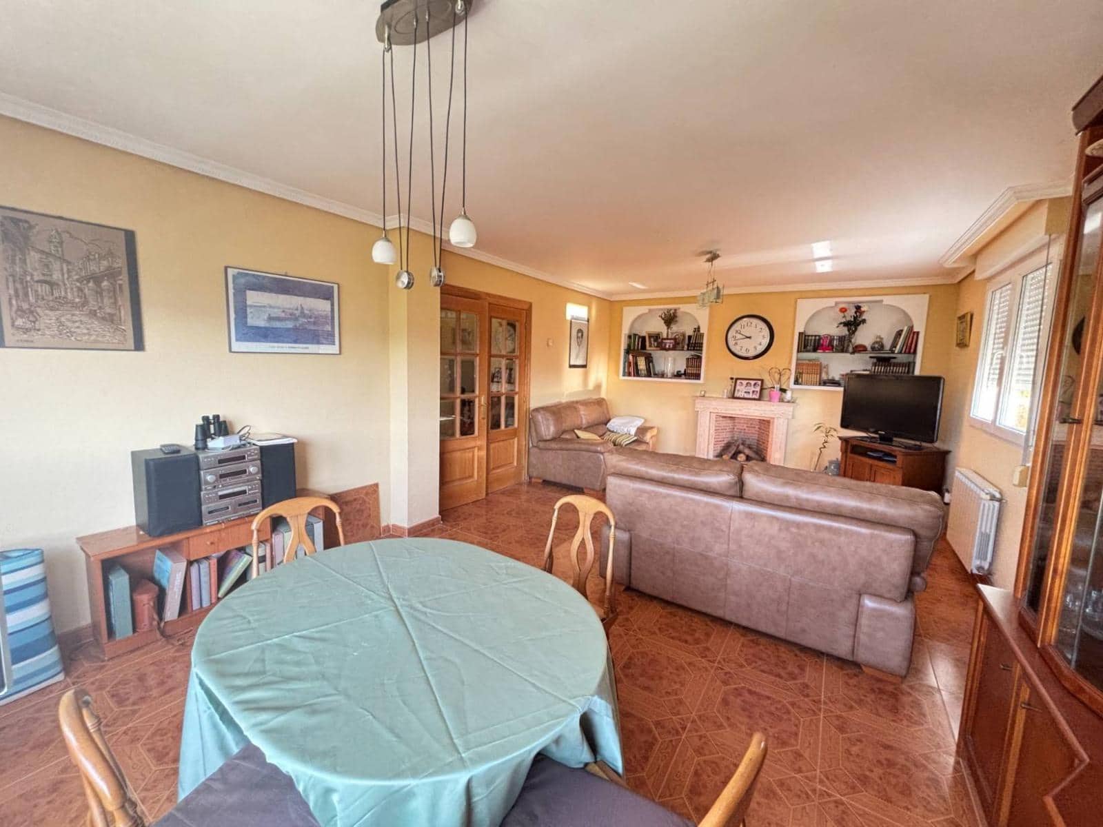 5 makuuhuone Paritalo myytävänä paikassa Parbayon - 390 000 € (Ref: 9114098)