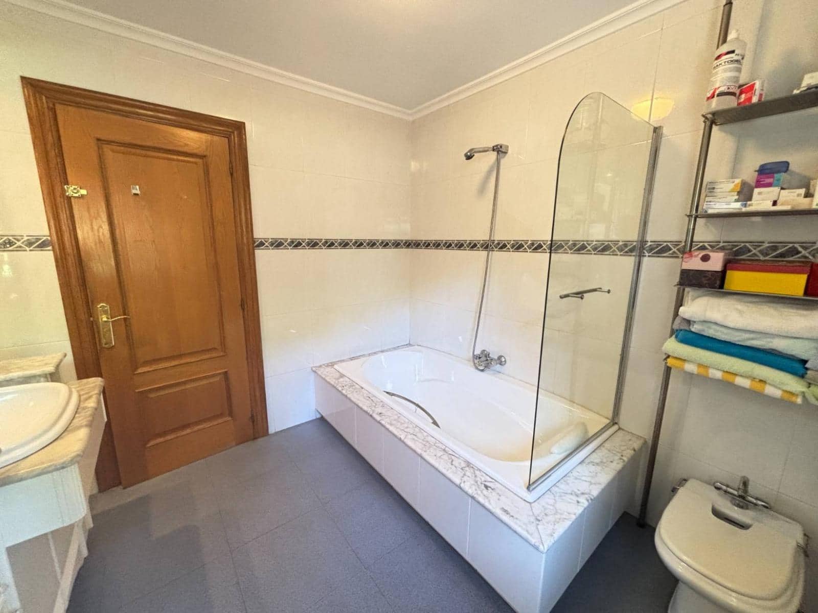 5 makuuhuone Paritalo myytävänä paikassa Parbayon - 390 000 € (Ref: 9114098)