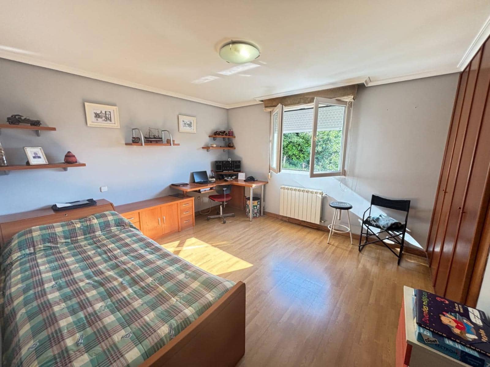 5 makuuhuone Paritalo myytävänä paikassa Parbayon - 390 000 € (Ref: 9114098)