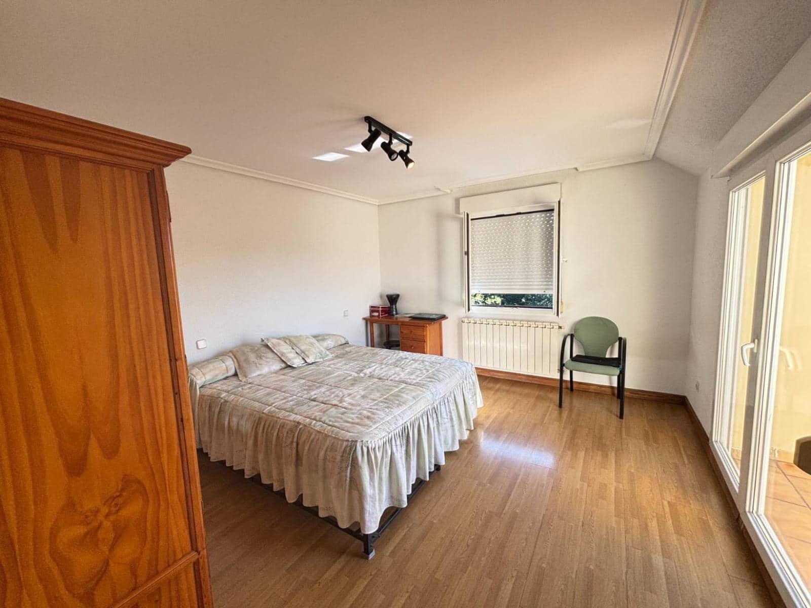 5 makuuhuone Paritalo myytävänä paikassa Parbayon - 390 000 € (Ref: 9114098)