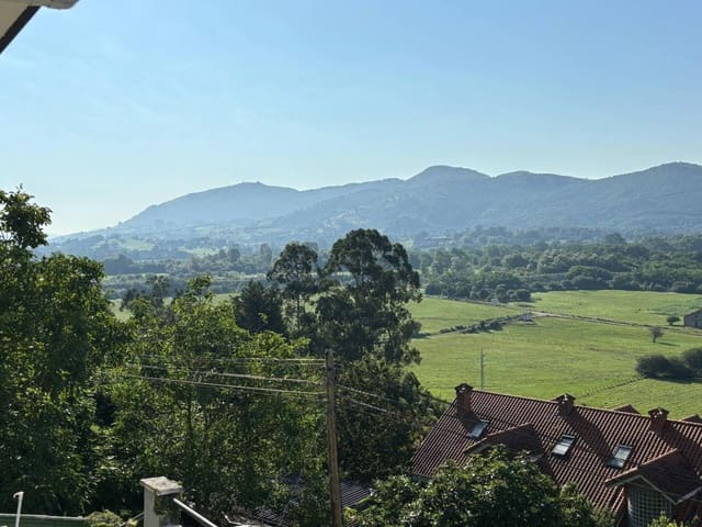 5 quarto Moradia Geminada para venda em Parbayón, Piélagos - 390 000 € (Ref: 9114098)