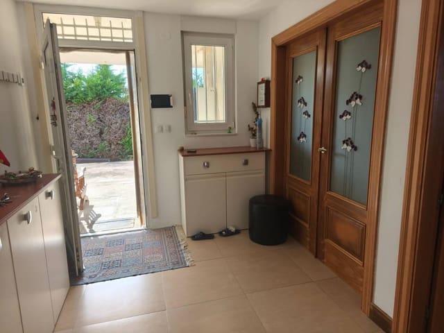 4 camera da letto Villa in vendita in Medio Cudeyo - 360.000 € (Rif: 9217782)