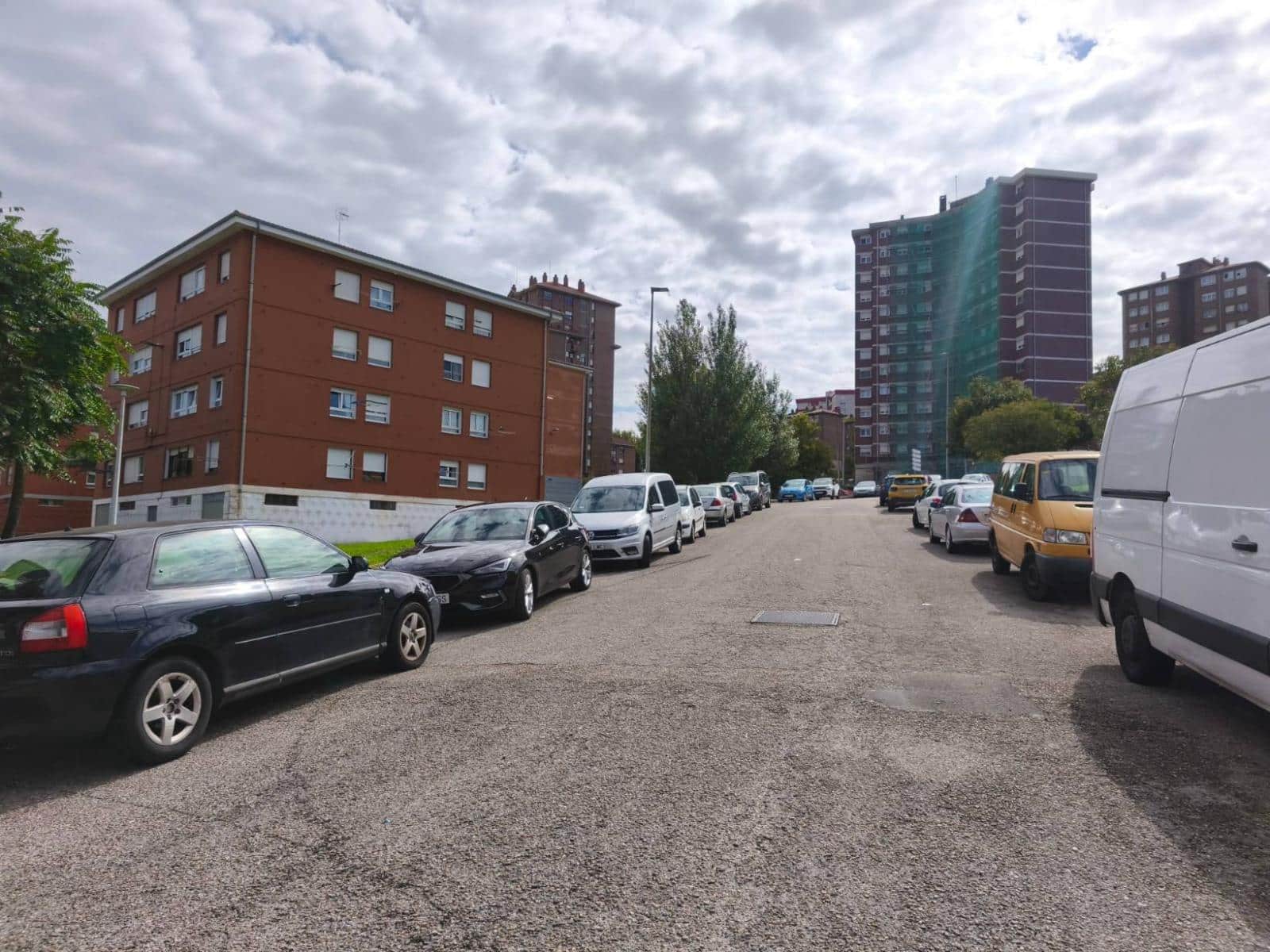 Erhverv til salg i Santander - € 90.000 (Ref: 9282024)