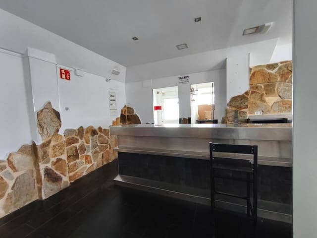 Comercial para venda em Santander - 90 000 € (Ref: 9282024)