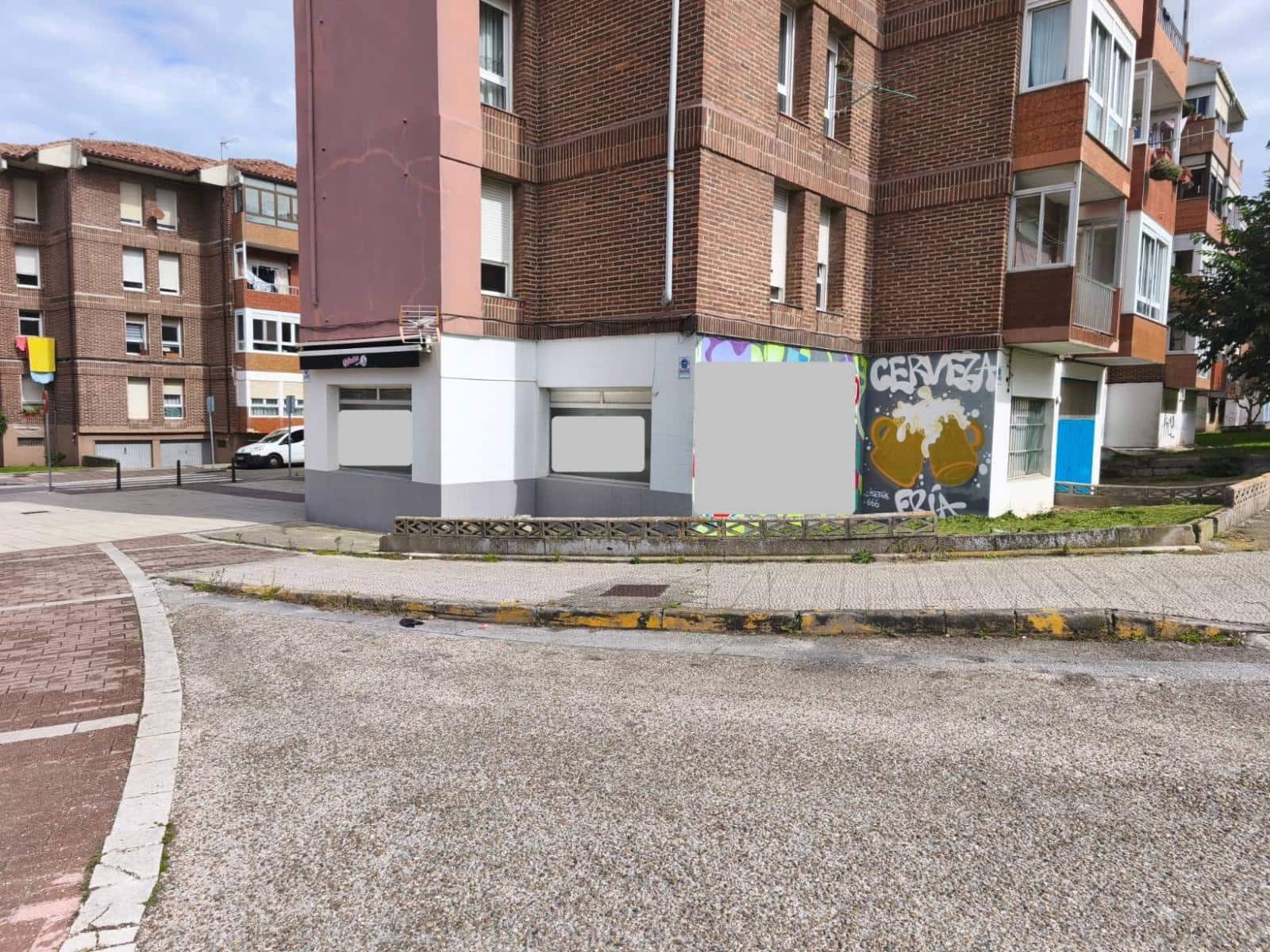 Erhverv til salg i Santander - € 90.000 (Ref: 9282024)