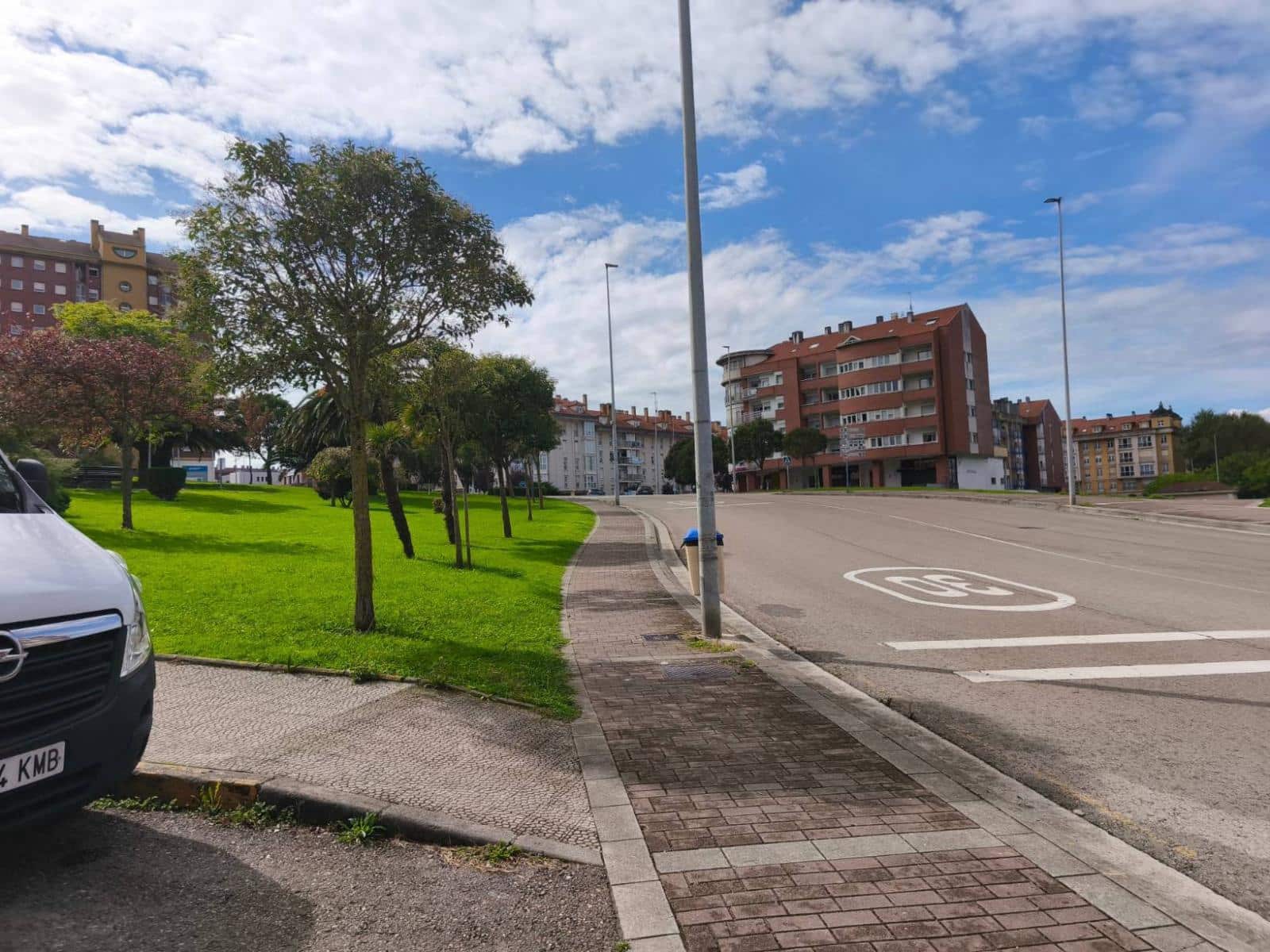 Erhverv til salg i Santander - € 90.000 (Ref: 9282024)