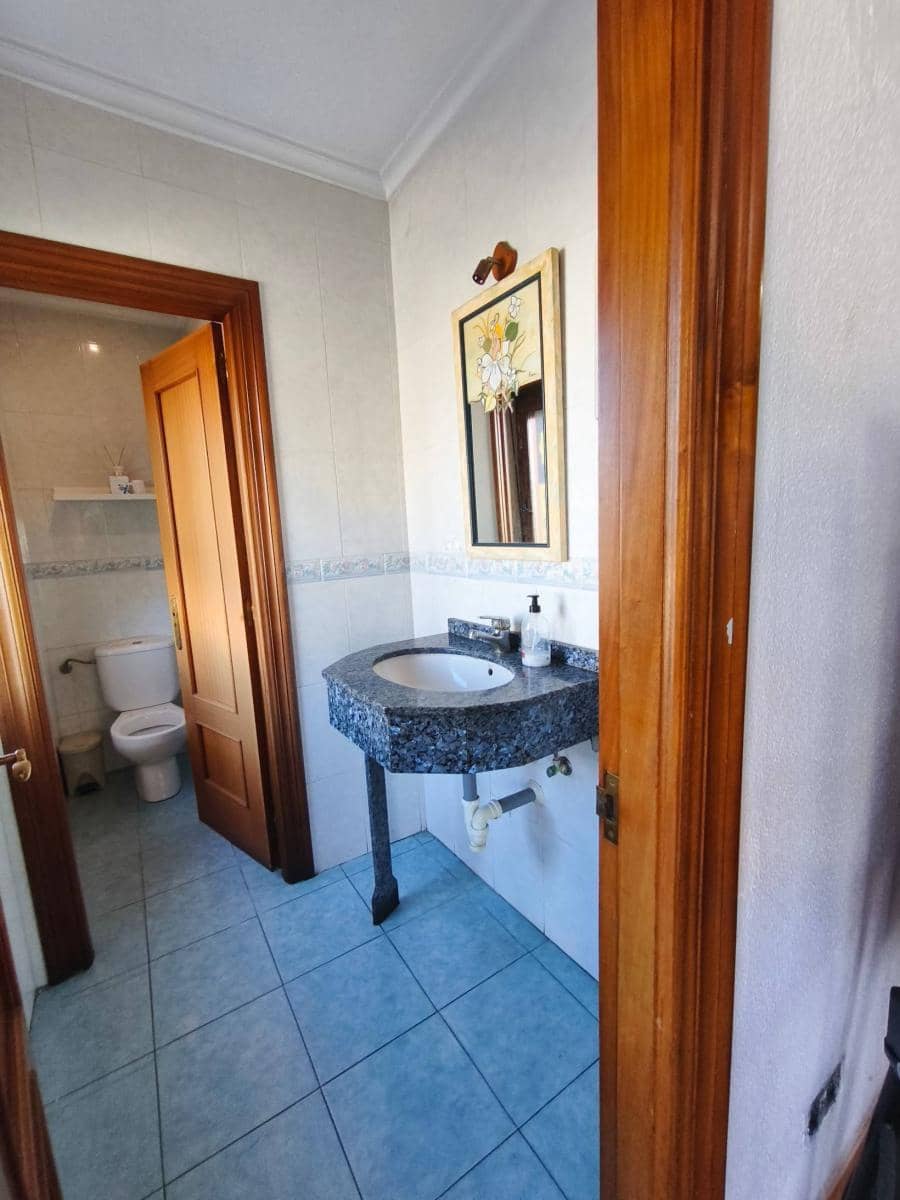 4 bedroom Restaurant/Bar for sale in Requejada - € 320,000 (Ref: 9296744)