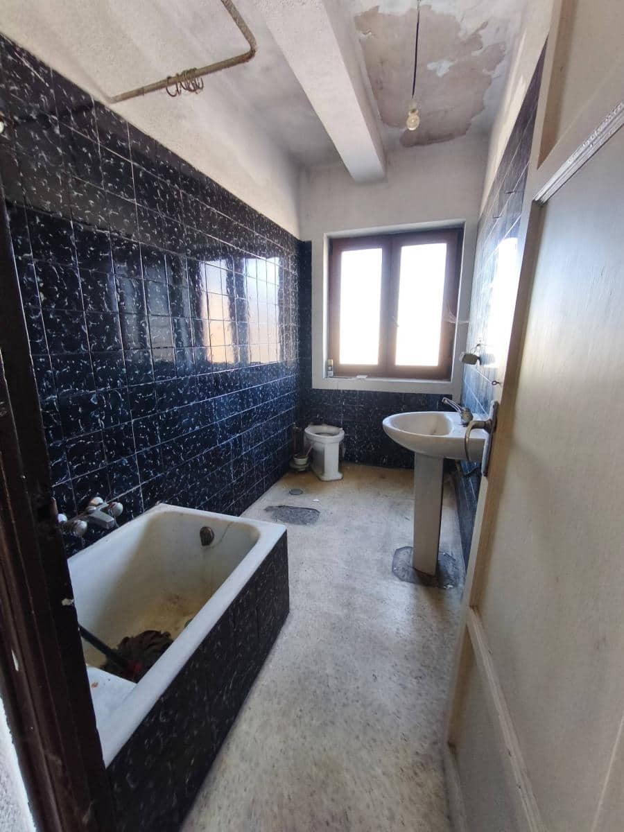 4 bedroom Restaurant/Bar for sale in Requejada - € 320,000 (Ref: 9296744)