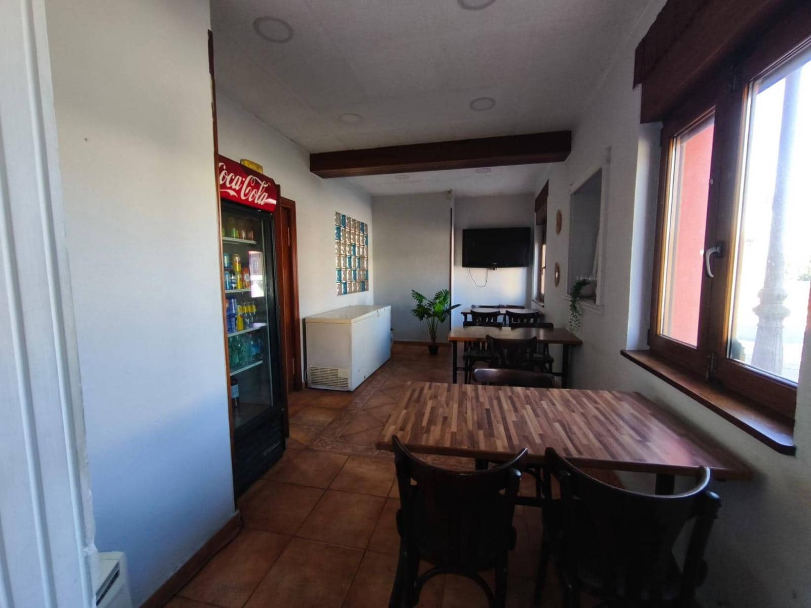 4 bedroom Restaurant/Bar for sale in Requejada - € 320,000 (Ref: 9296744)