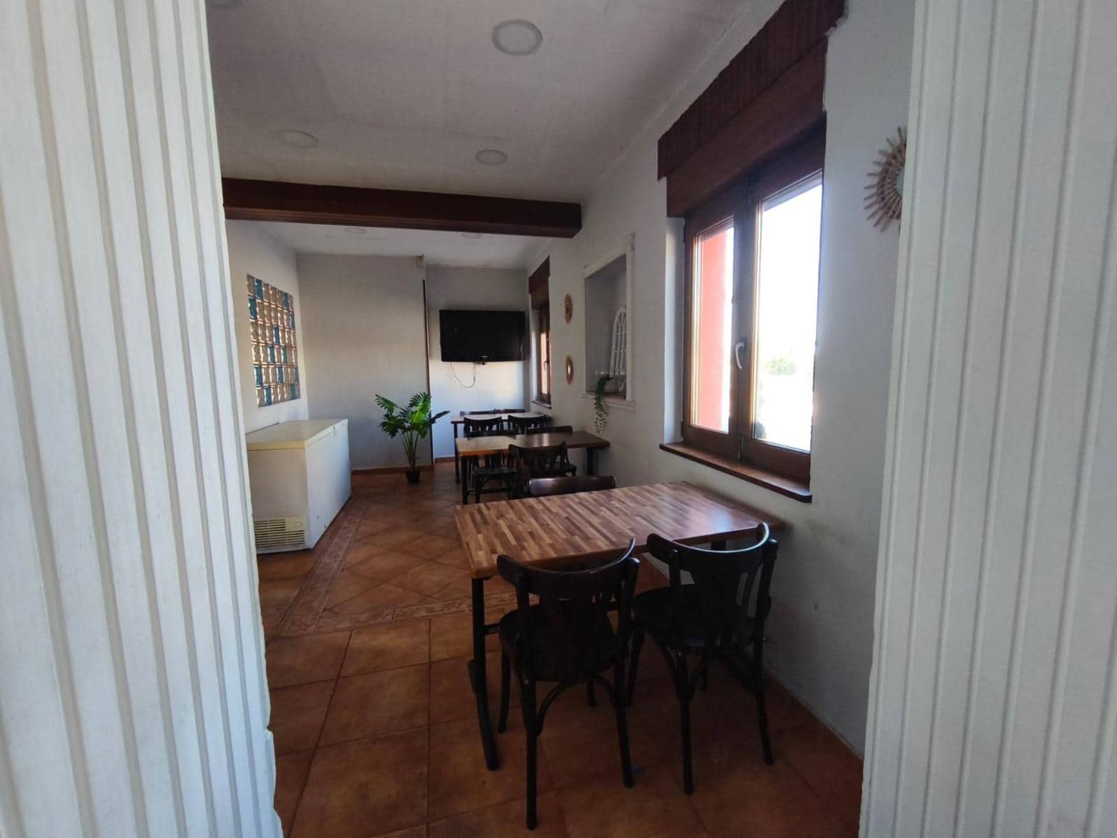 4 bedroom Restaurant/Bar for sale in Requejada - € 320,000 (Ref: 9296744)