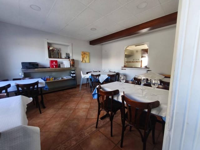 4 quarto Restaurante/Bar para venda em Requejada, Polanco - 320 000 € (Ref: 9296744)