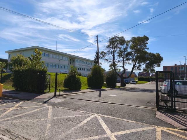 4 quarto Restaurante/Bar para venda em Requejada, Polanco - 320 000 € (Ref: 9296744)