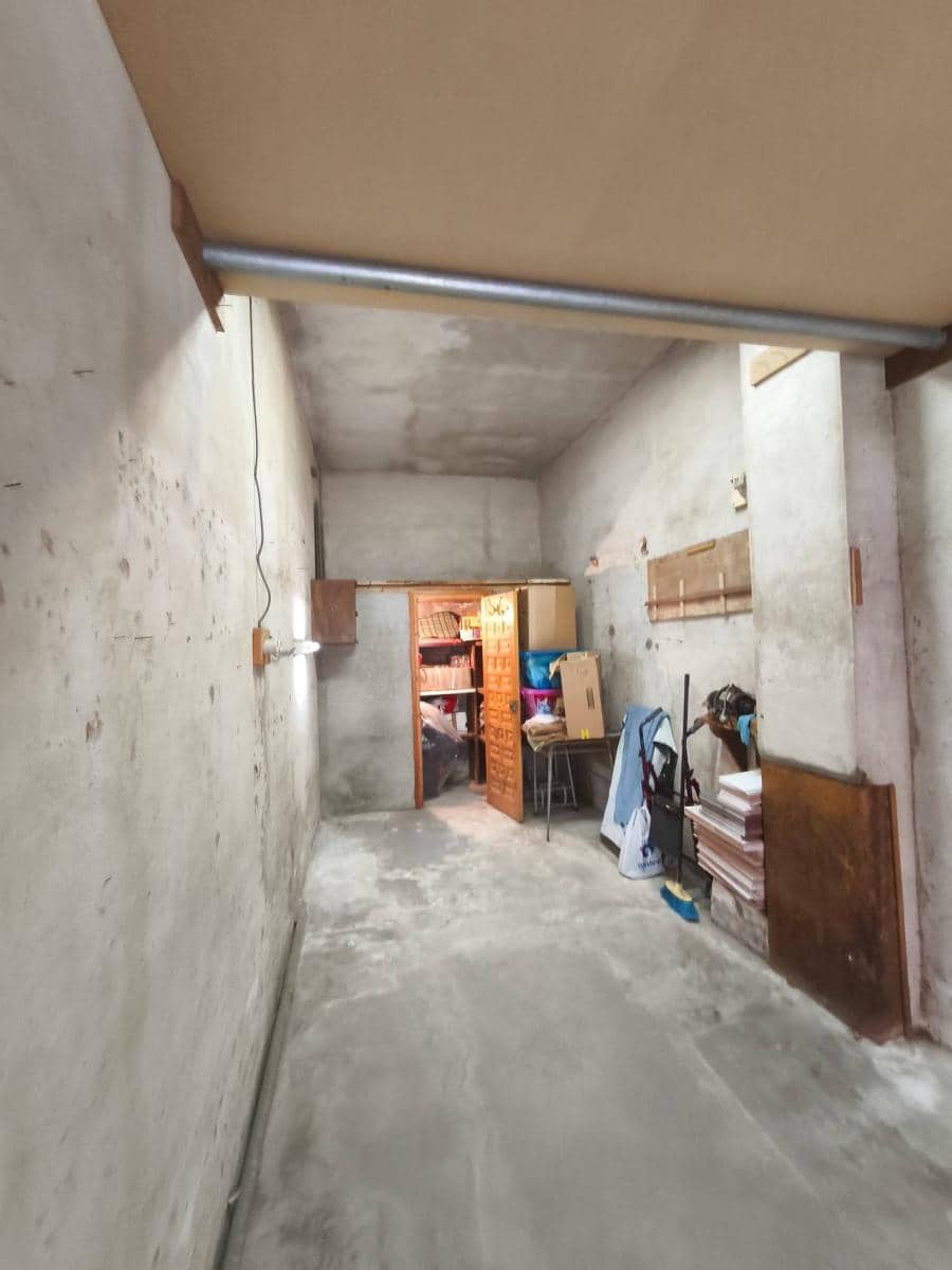 Erhverv til salg i Santander - € 57.000 (Ref: 9317704)