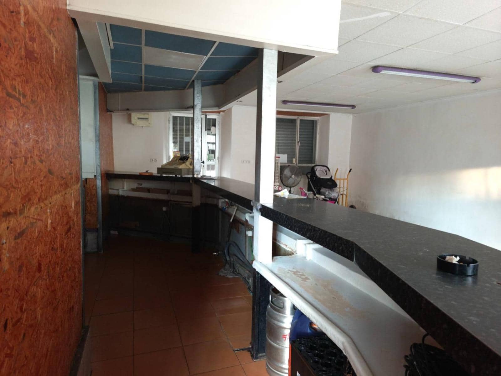 Komercyjne na sprzedaż w Santander - 110 000 € (Ref: 9378915)