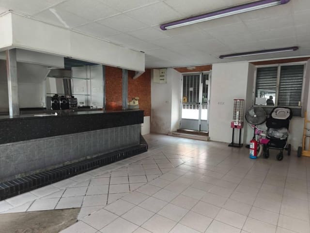 Comercial para venda em Santander - 110 000 € (Ref: 9378915)