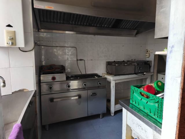 Comercial para venda em Santander - 110 000 € (Ref: 9378915)