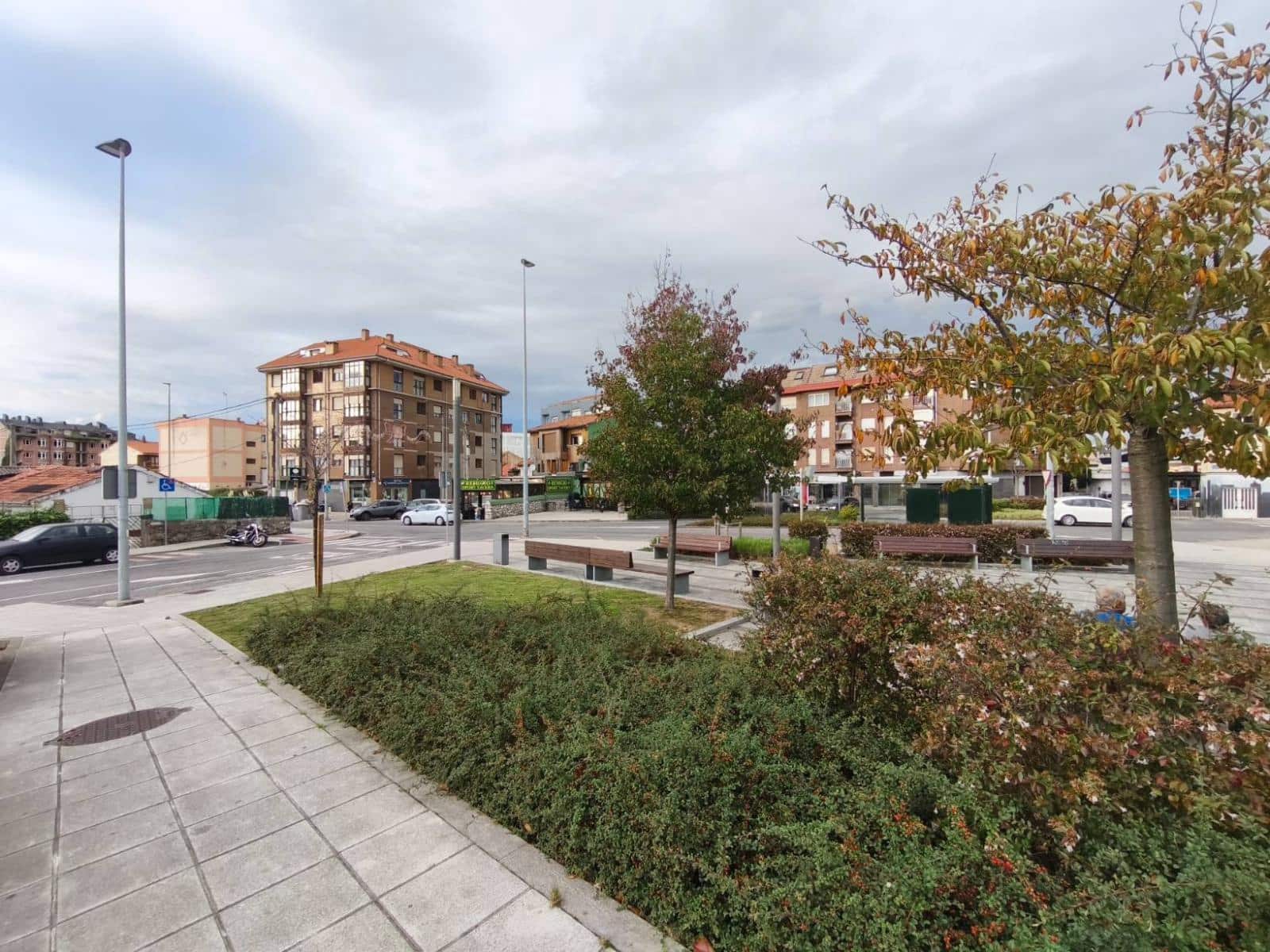 Komercyjne na sprzedaż w Santander - 110 000 € (Ref: 9378915)