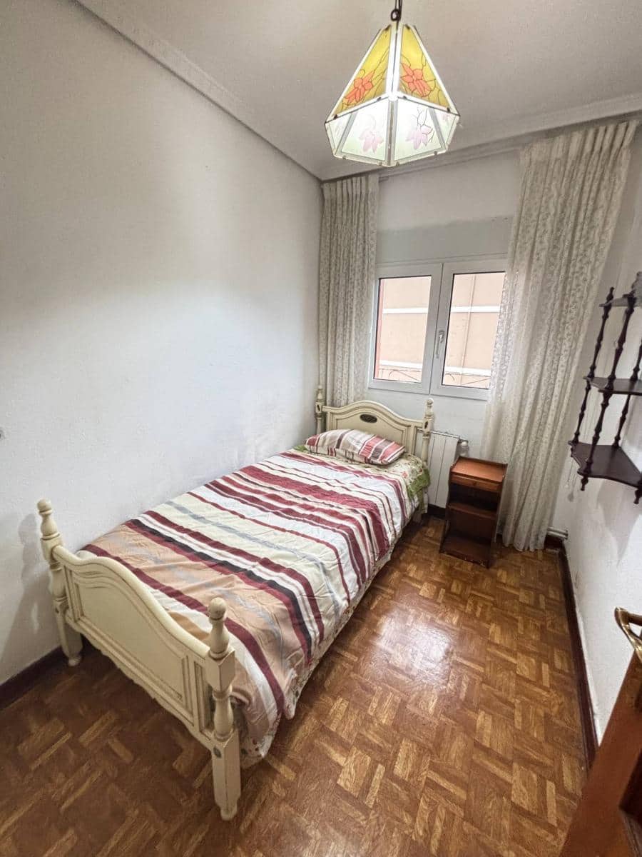 3 bedroom Flat for sale in Santander - € 207,000 (Ref: 9437081)