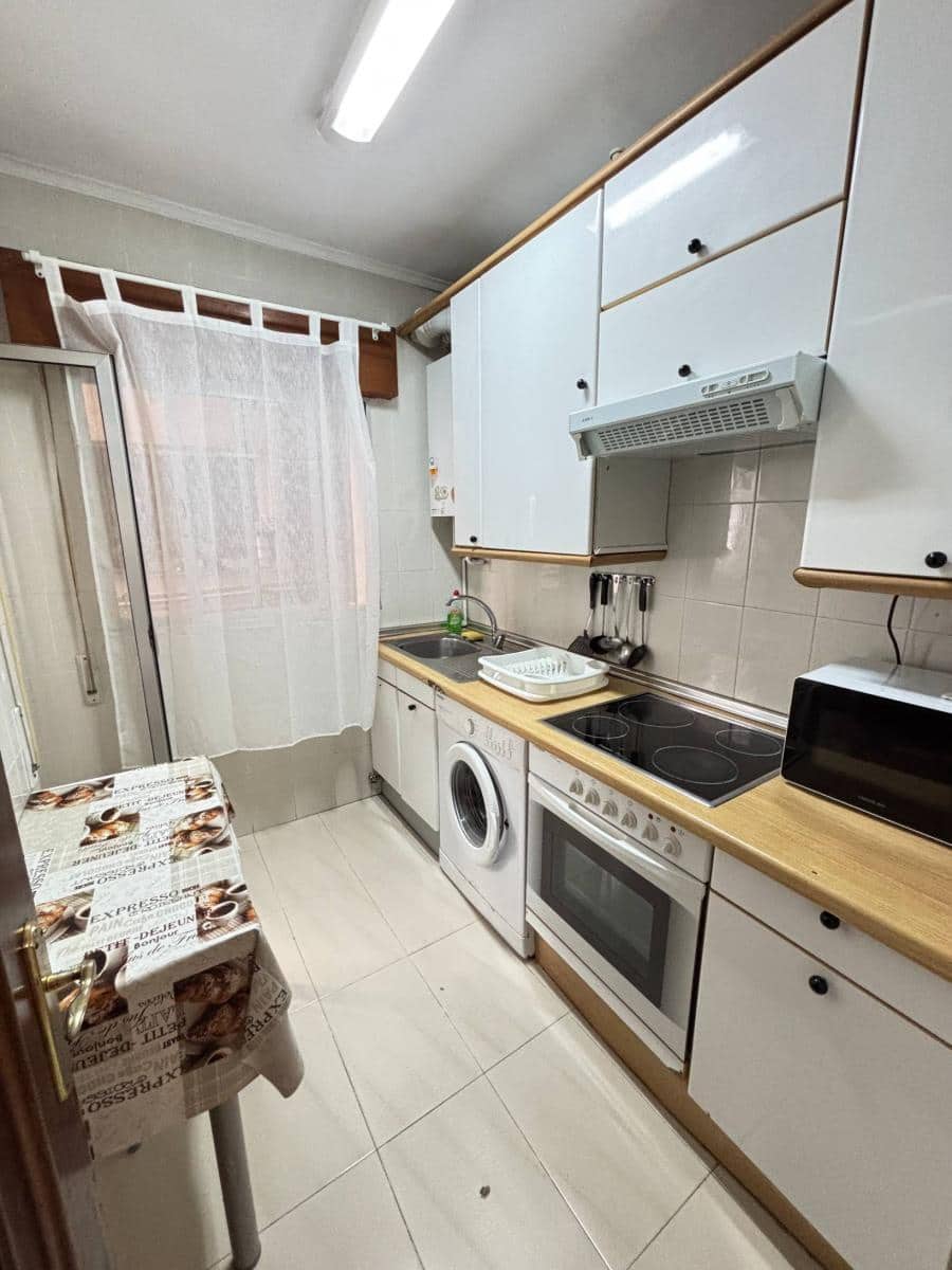 3 soveværelse Lejlighed til salg i Santander - € 220.000 (Ref: 9533482)