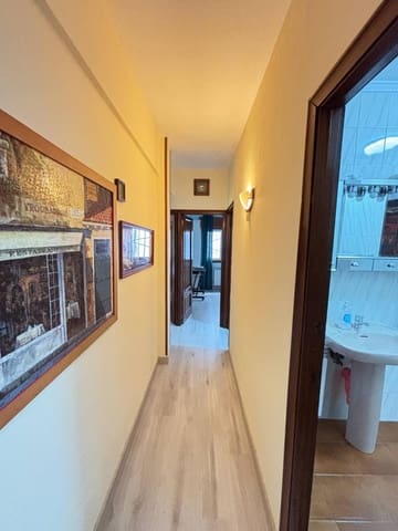 3 soveværelse Lejlighed til salg i Santander - € 220.000 (Ref: 9533482)