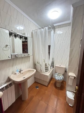 3 soveværelse Lejlighed til salg i Santander - € 220.000 (Ref: 9533482)