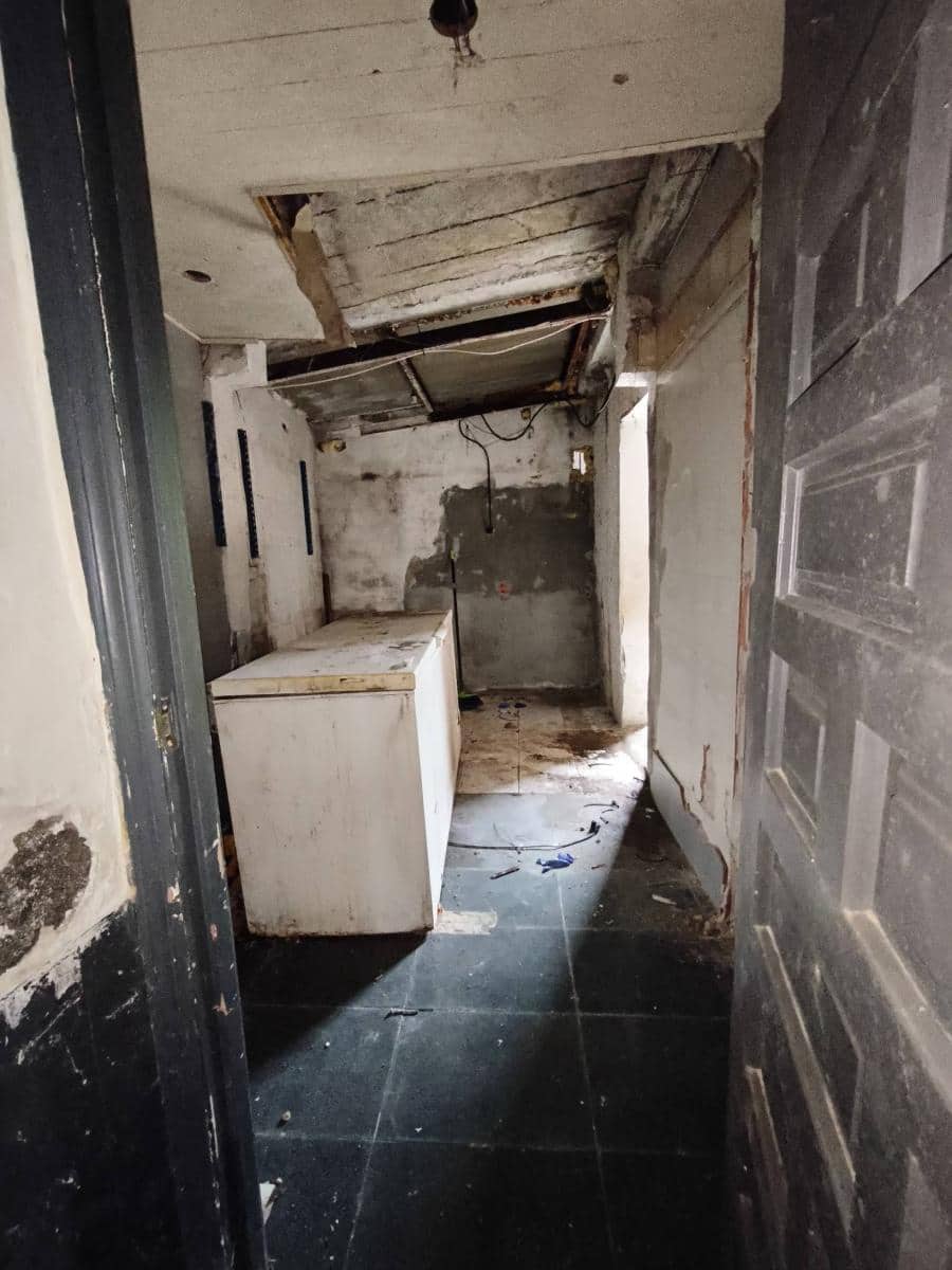 7 bedroom Townhouse for sale in Guarnizo - € 188,000 (Ref: 9592173)