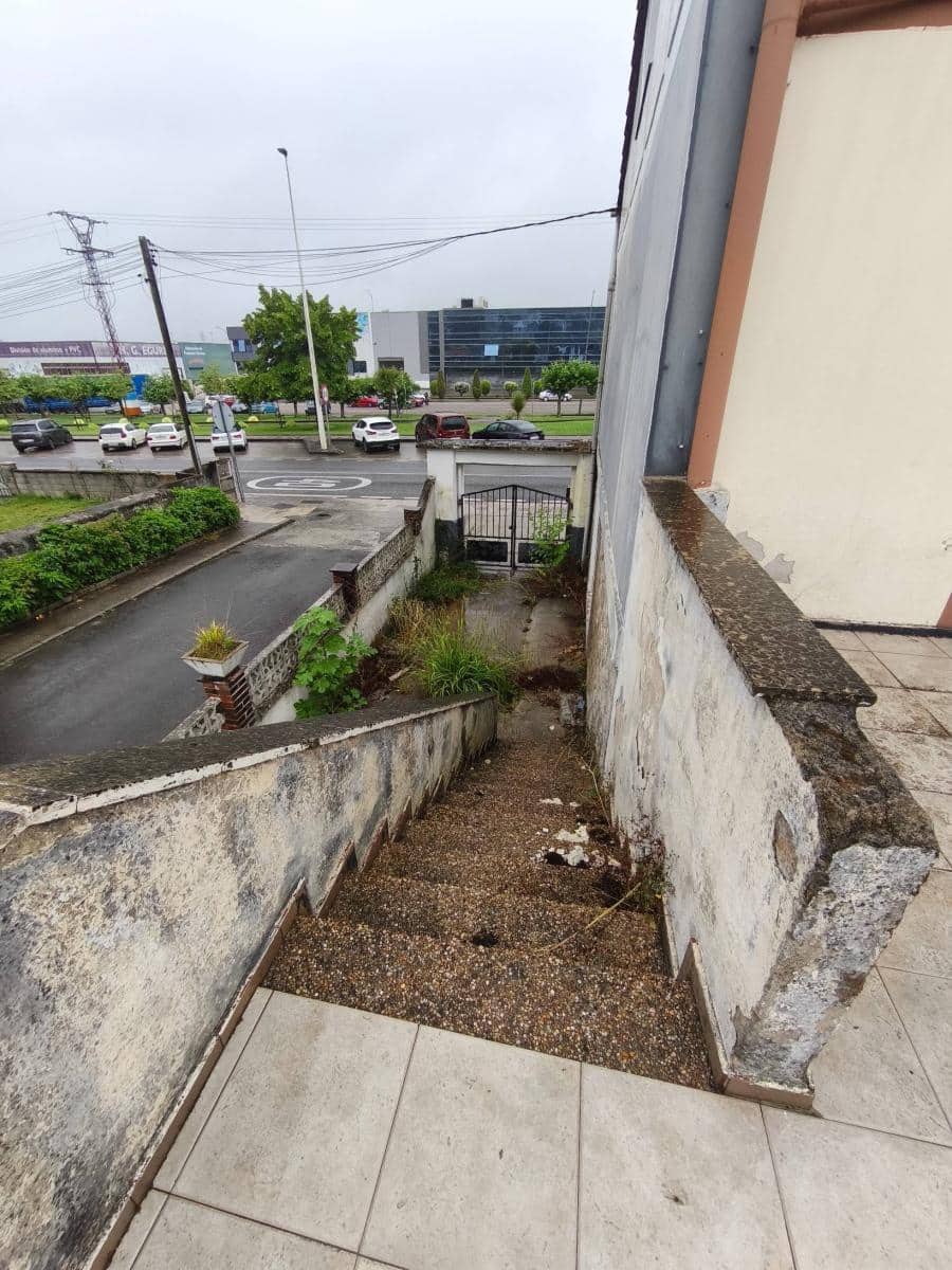 7 bedroom Townhouse for sale in Guarnizo - € 188,000 (Ref: 9592173)