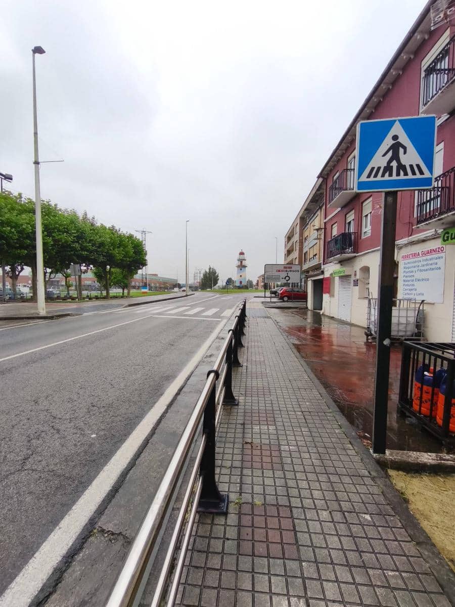 7 bedroom Townhouse for sale in Guarnizo - € 188,000 (Ref: 9592173)