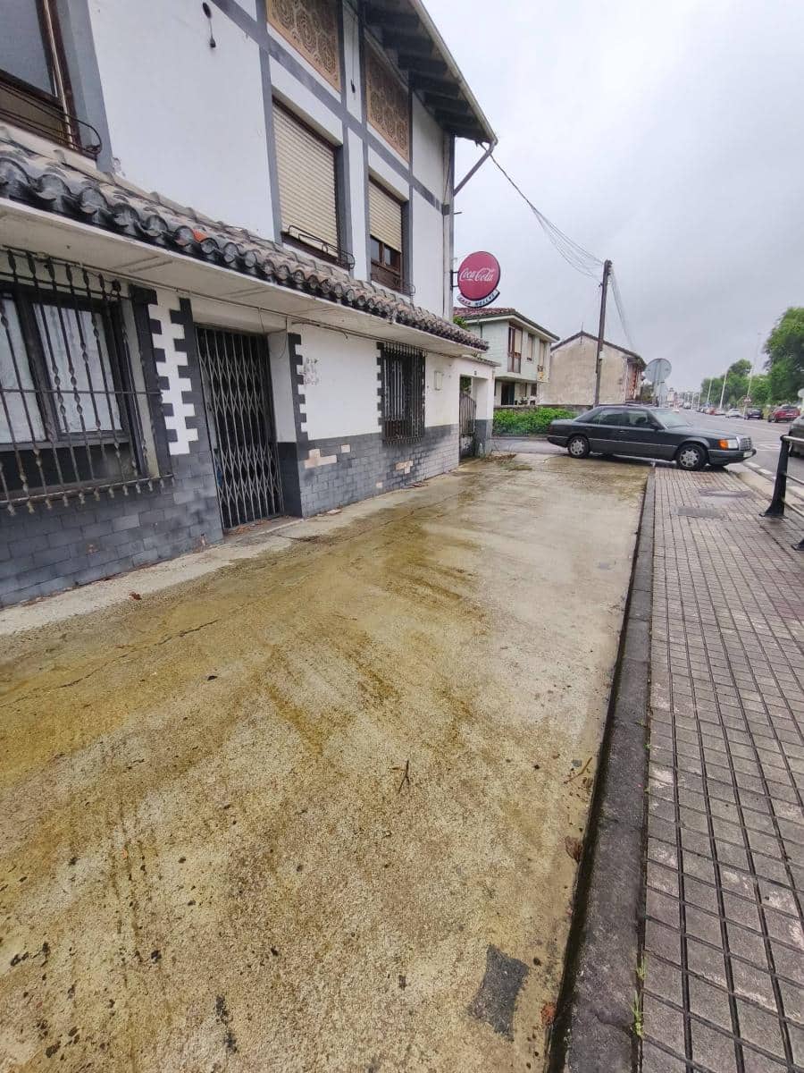 7 bedroom Townhouse for sale in Guarnizo - € 188,000 (Ref: 9592173)