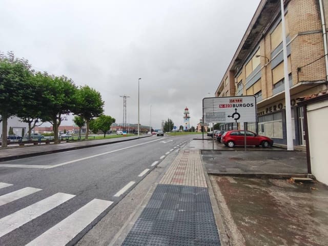 7 bedroom Townhouse for sale in Guarnizo, El Astillero - € 188,000 (Ref: 9592173)