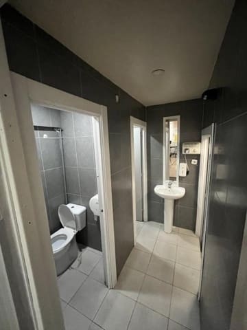 Komercyjne na sprzedaż w Torrelavega - 100 000 € (Ref: 9615456)