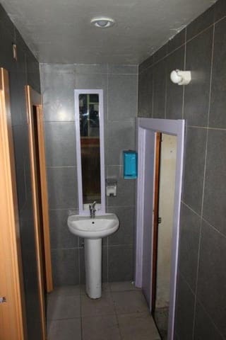 Gewerbe zu verkaufen in Torrelavega - 100.000 € (Ref: 9615456)