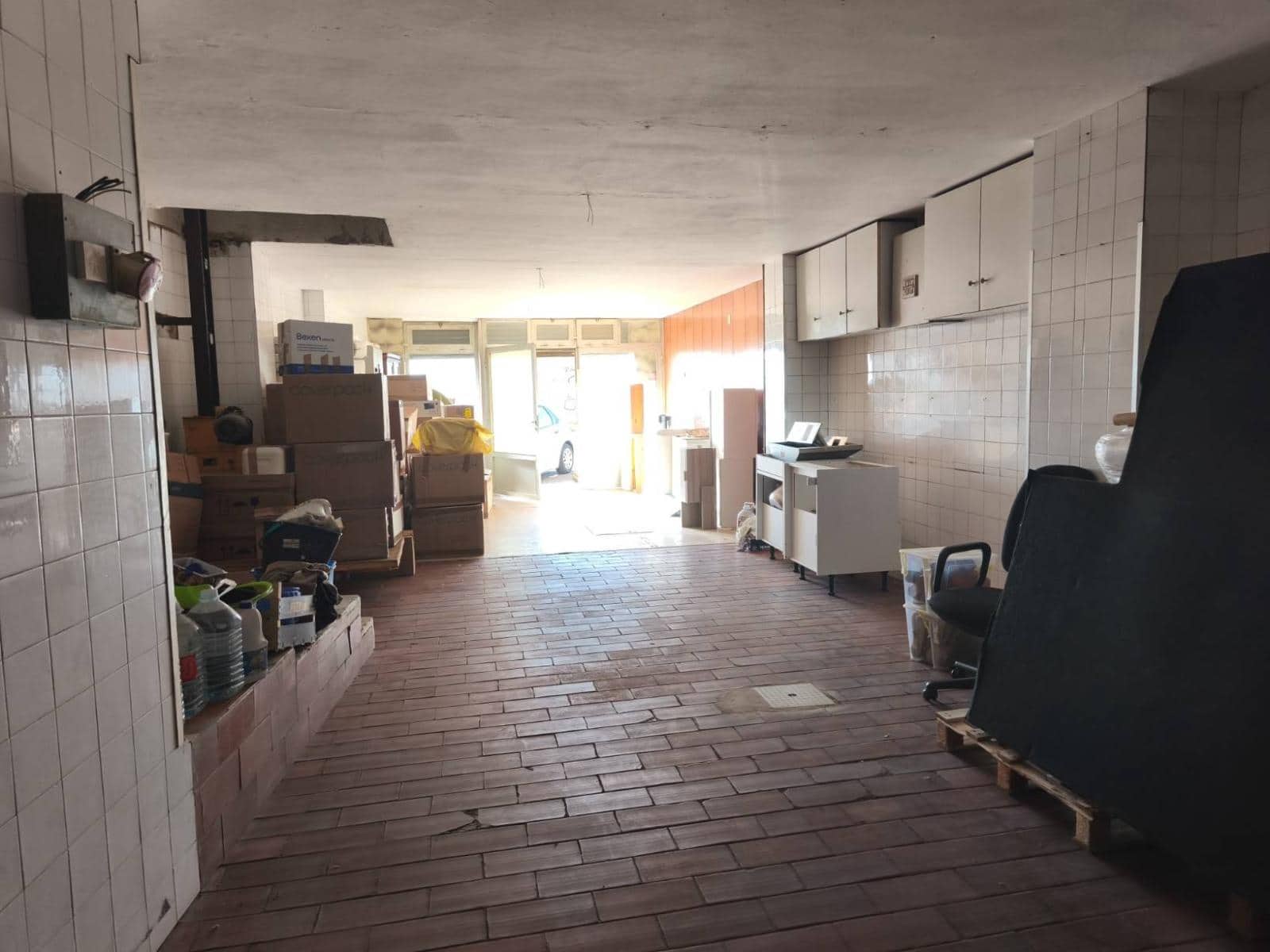 Commerciale in vendita in Santander - 190.000 € (Rif: 9627499)